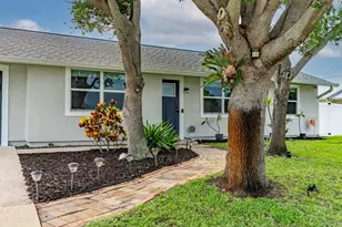 2590 SW Hinchman St, Port Saint Lucie, FL 34984 - Photo 6
