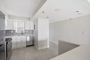 3100 W Rolling Hills Cir, Davie, FL 33328 - Photo 8