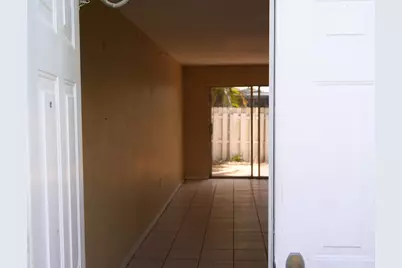 253 NE 211th Terrace, North Miami Beach, FL 33179 - Photo 4