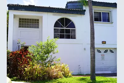 253 NE 211th Terrace, North Miami Beach, FL 33179 - Photo 2