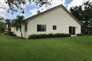8657 Rosalie Ct, Boynton Beach, FL 33472 - Photo 20