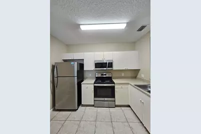 1063 Golden Lakes Boulevard #322, West Palm Beach, FL 33411 - Photo 4