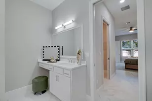 2005 Bridgepointe Cir, Vero Beach, FL 32967 - Photo 12