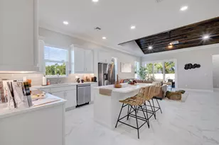 2005 Bridgepointe Cir, Vero Beach, FL 32967 - Photo 4