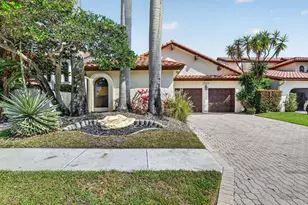 22519 W Esplanada Cir W, Boca Raton, FL 33433 - Photo 1