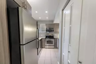 64 Isle of Venice Dr, Fort Lauderdale, FL 33301 - Photo 8