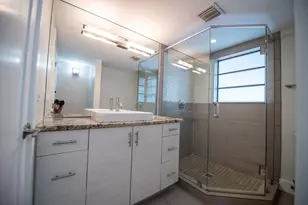 64 Isle of Venice Dr, Fort Lauderdale, FL 33301 - Photo 14