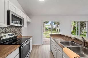 349 Hammock Rd SE, Palm Bay, FL 32909 - Photo 10