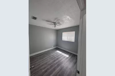 6760 Park Street #B, Hollywood, FL 33024 - Photo 4