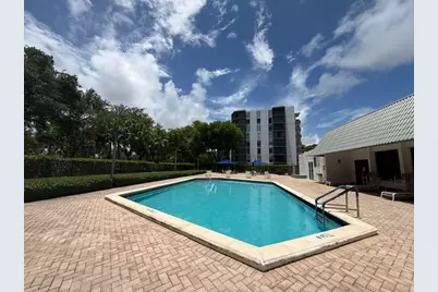 3101 N Country Club Drive #209, Aventura, FL 33180 - Photo 2