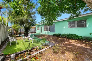 2210 Everglades Dr, Miramar, FL 33023 - Photo 18