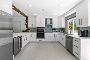 114 N Beach Rd, Jupiter Island, FL 33455 - Photo 8