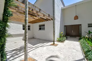 114 N Beach Rd, Jupiter Island, FL 33455 - Photo 4