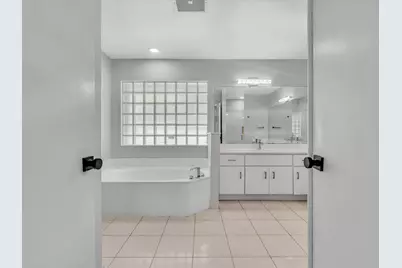 10434 NW 6th Court, Coral Springs, FL 33071 - Photo 18