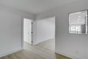 2155 NE 56th Ct, Fort Lauderdale, FL 33308 - Photo 14