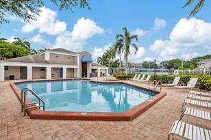 1921 Discovery Cir E, Deerfield Beach, FL 33442 - Photo 32