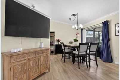 1921 Discovery Circle E, Deerfield Beach, FL 33442 - Photo 8