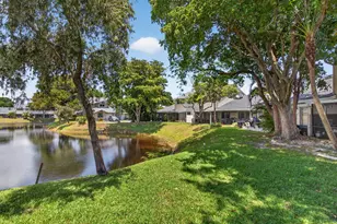 1921 Discovery Cir E, Deerfield Beach, FL 33442 - Photo 12