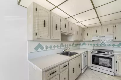 2835 SW 13th Street #202, Delray Beach, FL 33445 - Photo 8