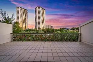 3970 N Ocean Dr, Singer Island, FL 33404 - Photo 4