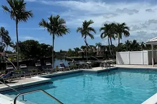 130 Cypress Club Dr, Pompano Beach, FL 33060 - Photo 30