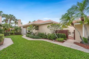 135 Old Meadow Way, Palm Beach Gardens, FL 33418 - Photo 1