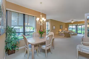 135 Old Meadow Way, Palm Beach Gardens, FL 33418 - Photo 6