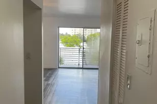 365 NE 125th St, North Miami, FL 33161 - Photo 8