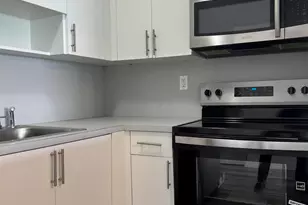 365 NE 125th St, North Miami, FL 33161 - Photo 6