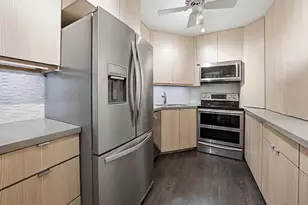 340 Sunset Dr, Fort Lauderdale, FL 33301 - Photo 10