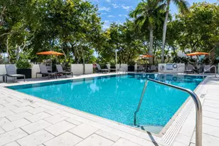 340 Sunset Dr, Fort Lauderdale, FL 33301 - Photo 24