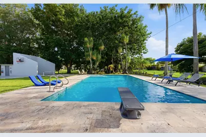 8492 NW 15th Court, Coral Springs, FL 33071 - Photo 2
