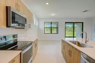 5946 SE Sky Blue Cir, Stuart, FL 34997 - Photo 10