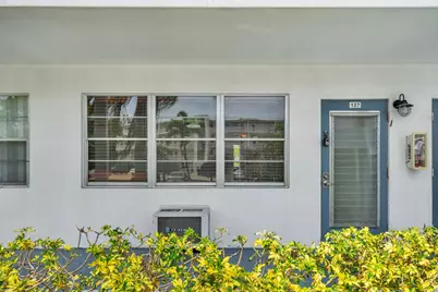127 Westbury G, Deerfield Beach, FL 33442 - Photo 2