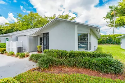 18559 Egret Way, Boca Raton, FL 33496 - Photo 2