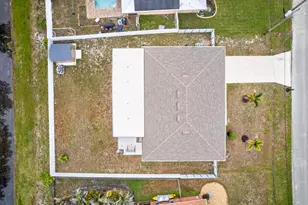 571 SW Lairo Ave, Port Saint Lucie, FL 34953 - Photo 36