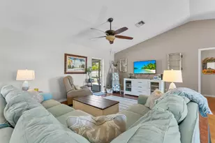698 Fischer Dr, Sebastian, FL 32958 - Photo 2