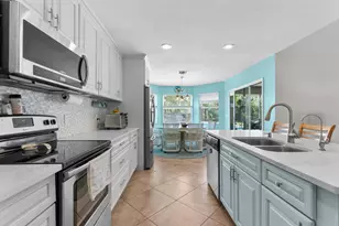 698 Fischer Dr, Sebastian, FL 32958 - Photo 4