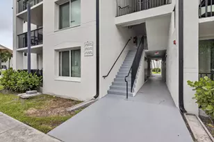 1002 Villa Cir, Boynton Beach, FL 33435 - Photo 8