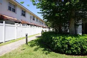 3024 NW 30th Way, Oakland Park, FL 33311 - Photo 32