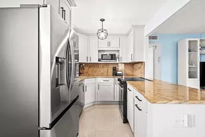 360 Monaco Court #360, Delray Beach, FL 33446 - Photo 8