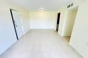 1101 N Benoist Farms Rd, West Palm Beach, FL 33411 - Photo 2