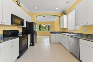 2464 Sailfish Cove Dr, West Palm Beach, FL 33411 - Photo 8