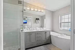 915 80th St, Marathon, FL 33050 - Photo 14