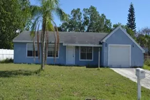 649 SW Everett Ct, Port Saint Lucie, FL 34953 - Photo 1