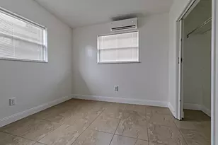 630 NW 15th Terrace, Fort Lauderdale, FL 33311 - Photo 6
