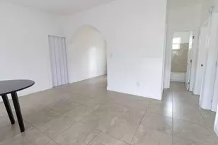 630 NW 15th Terrace, Fort Lauderdale, FL 33311 - Photo 6