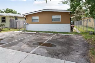 630 NW 15th Terrace, Fort Lauderdale, FL 33311 - Photo 4