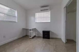 630 NW 15th Terrace, Fort Lauderdale, FL 33311 - Photo 10