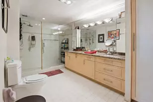 3800 Hillcrest Dr, Hollywood, FL 33021 - Photo 14
